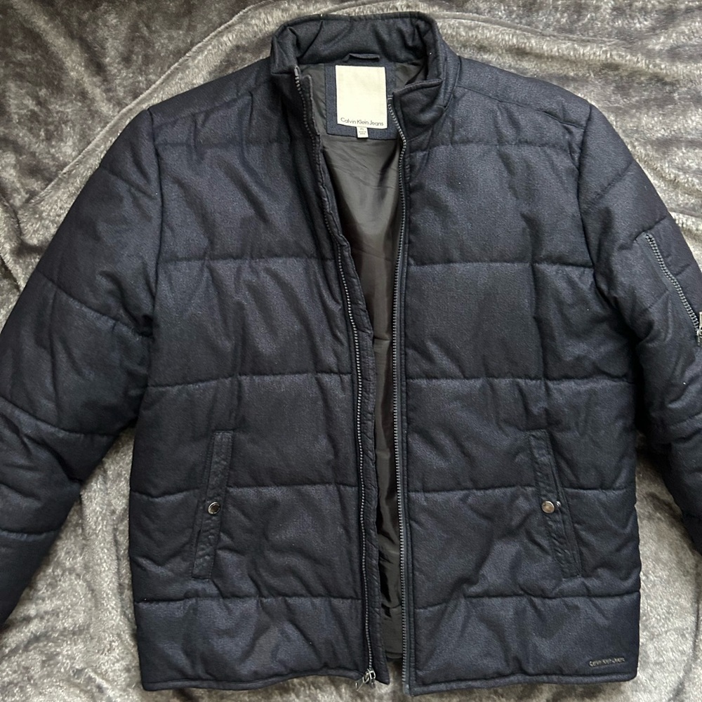 Men’s Calvin Klein Blue Puffy Jacket XL